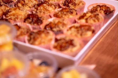 Cucas e doces variados