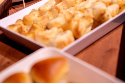Canapés e salgados assados